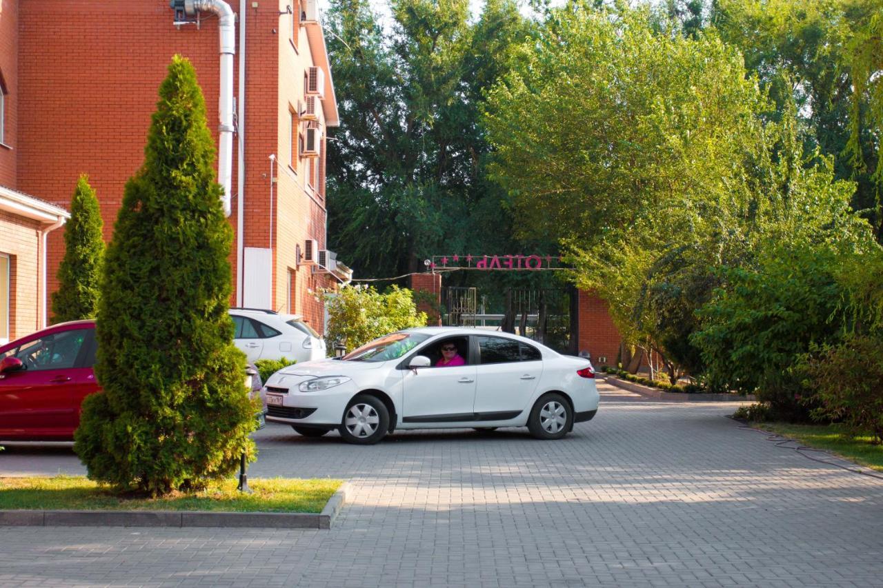 Meridian-Yug Hotel Krasnyy Kolos Exterior foto